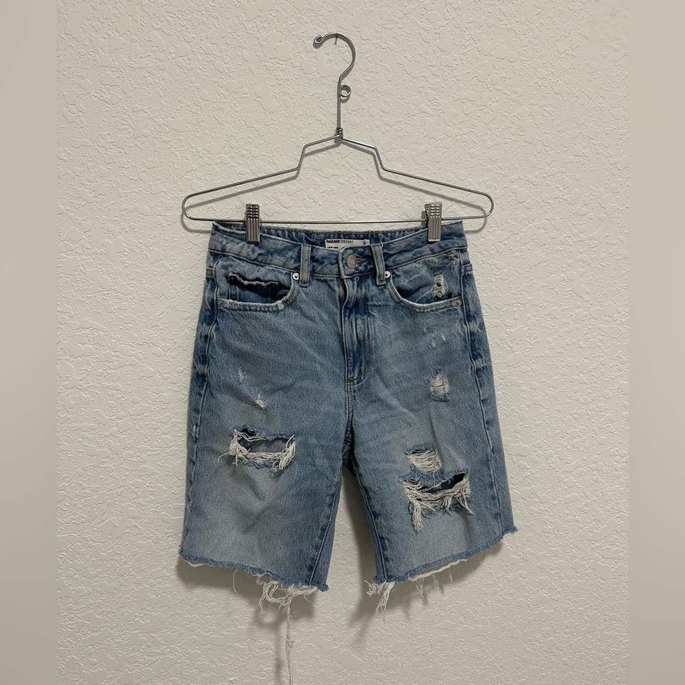 Jean shorts / Garage / Size 26 W